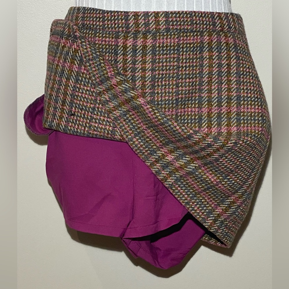 Skort - Picture 2 of 4
